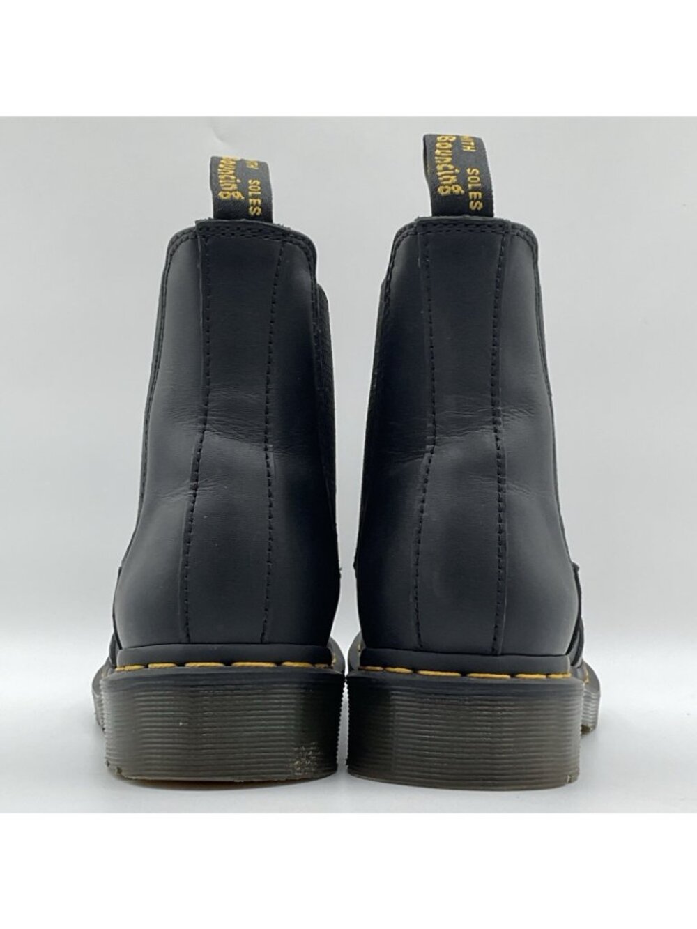 Dr. Martens 2976 Black Leather Chelsea Ankle Boots Women’s US 8 EU 39 UK 6 - Picture 10 of 15